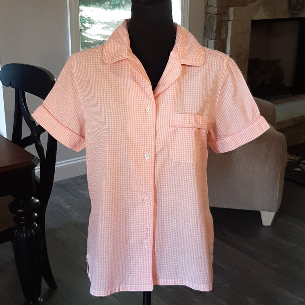 Old Navy Pink and White Button Down
